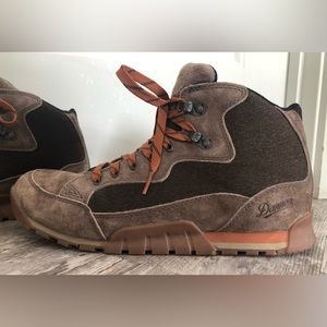 Danner boots. Men’s 9 1/2.
